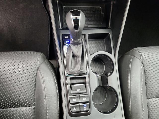 Photo of 2021 Silver Hyundai TUCSON
