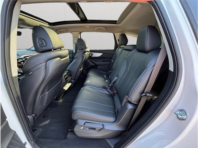 Photo of 2024 Platinum White Pearl Acura MDX