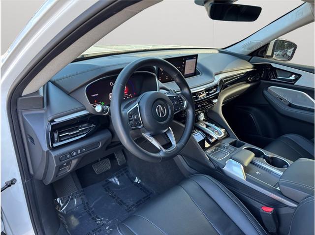 Photo of 2024 Platinum White Pearl Acura MDX