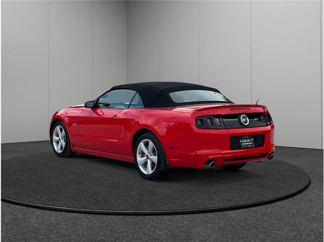 Photo of 2013 RACE RED Ford Mustang