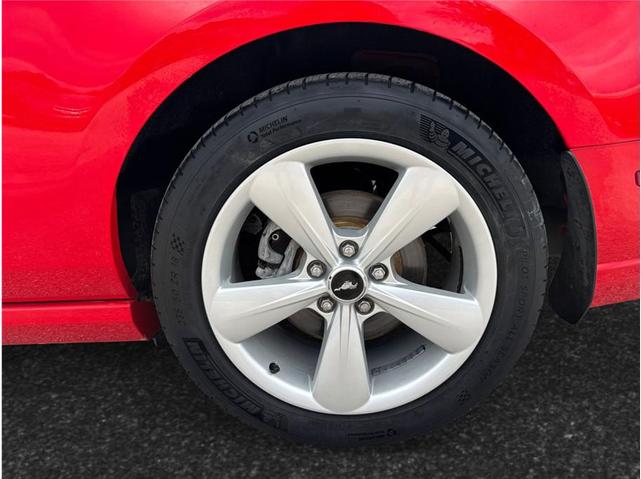 Photo of 2013 RACE RED Ford Mustang