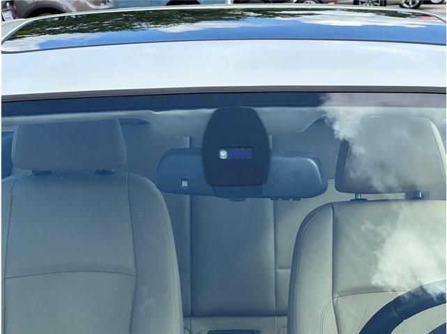 Photo of 2011 Alpine White BMW 135