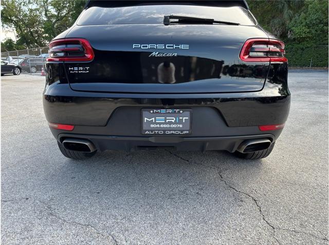 Photo of 2018 Black Porsche Macan