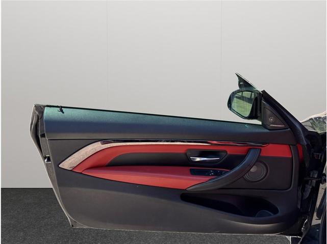 Photo of 2018 Black BMW M4