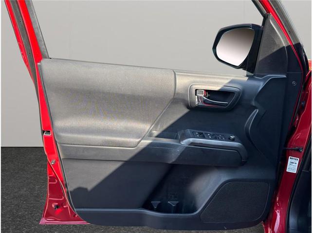 Photo of 2018 Barcelona Red Metallic Toyota Tacoma