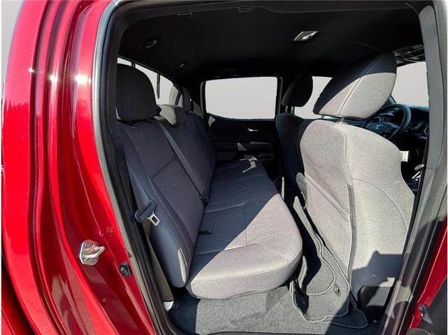 Photo of 2018 Barcelona Red Metallic Toyota Tacoma