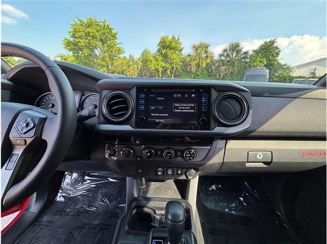 Photo of 2018 Barcelona Red Metallic Toyota Tacoma