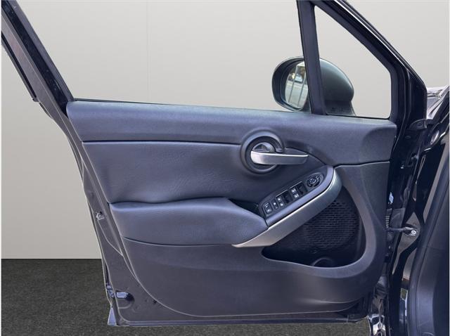 Photo of 2020 Nero Cinema (Black Clearcoat) FIAT 500X