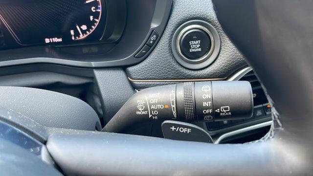 Photo of 2025 Rhodium White Premium Mazda CX-90