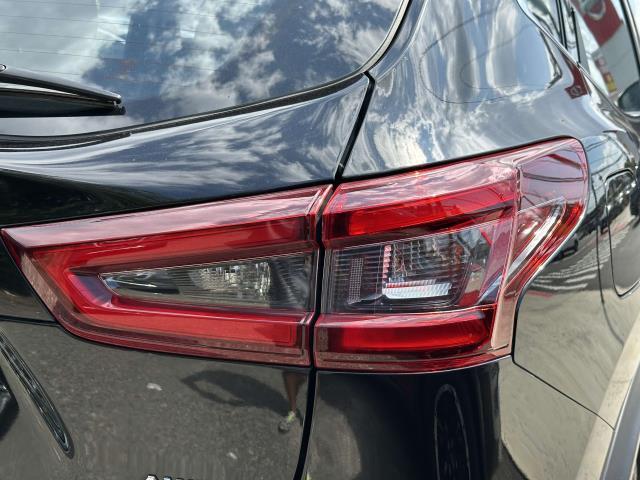 Photo of 2020 Magnetic Black Nissan Rogue Sport