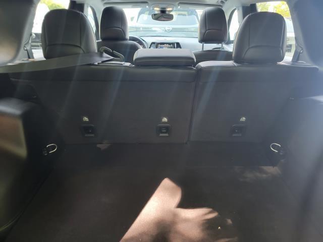 Photo of 2021 Bright White Clearcoat Jeep Cherokee