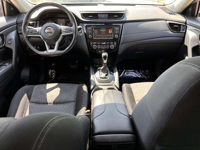 Photo of 2019 Brilliant Silver Metallic Nissan Rogue