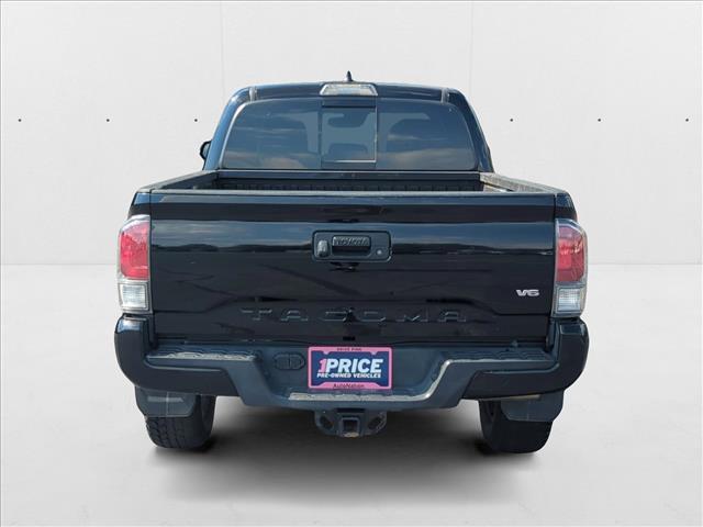 Photo of 2021 Midnight Black Metallic Toyota Tacoma
