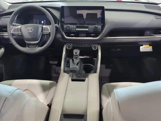 Photo of 2025 Blueprint Toyota Grand Highlander