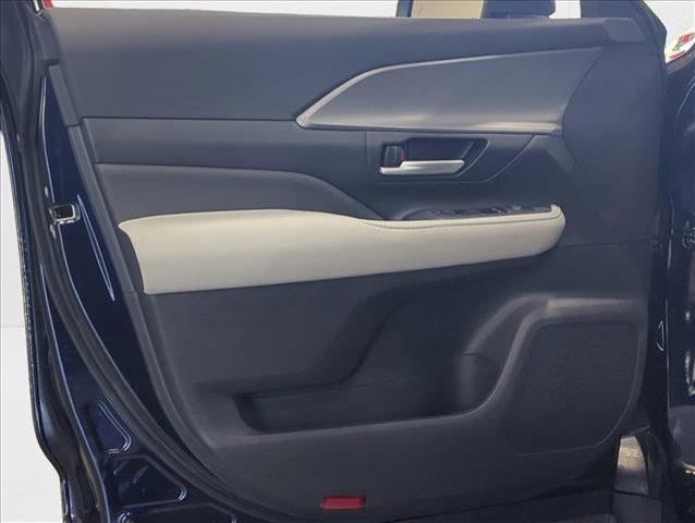Photo of 2025 Blueprint Toyota Grand Highlander