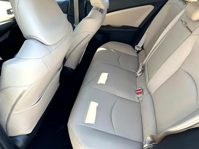 Photo of 2019 Sea Glass Pearl Toyota Prius