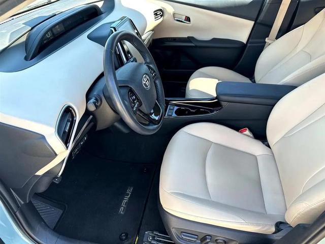 Photo of 2019 Sea Glass Pearl Toyota Prius
