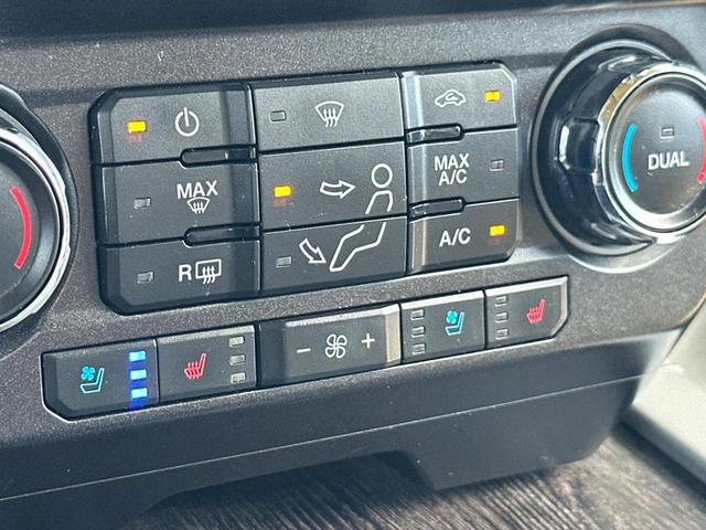 Photo of 2020 Oxford White Ford F-350