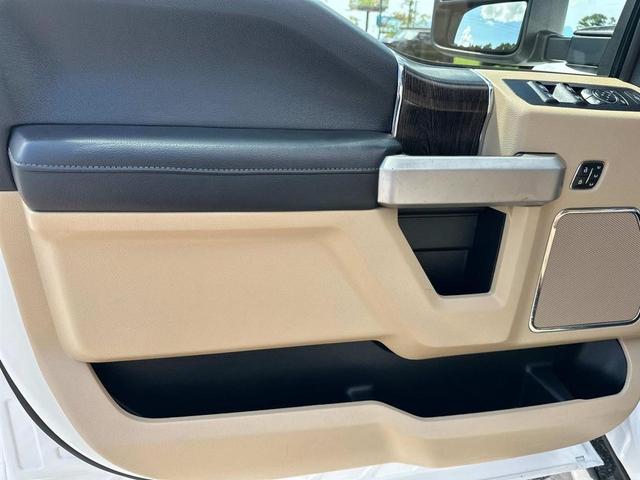 Photo of 2020 Oxford White Ford F-350