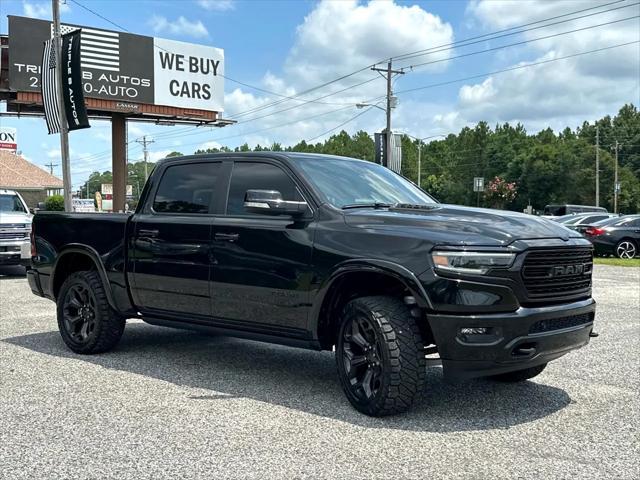 Photo of 2022 Diamond Black Crystal Pearlcoat RAM 1500