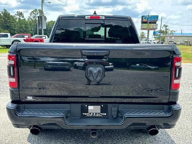 Photo of 2022 Diamond Black Crystal Pearlcoat RAM 1500