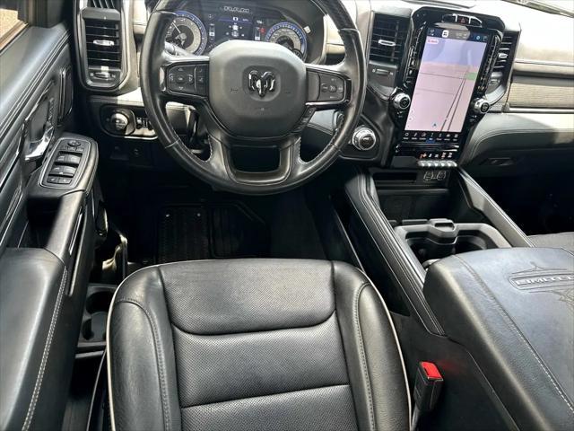Photo of 2022 Diamond Black Crystal Pearlcoat RAM 1500
