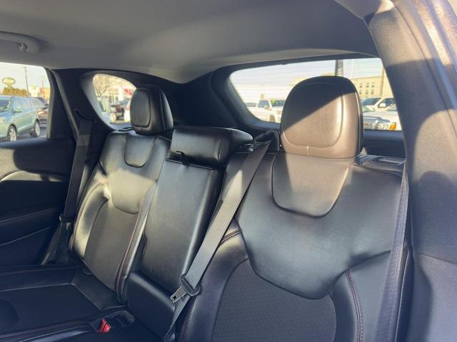 Photo of 2021 Granite Crystal Metallic Clearcoat Jeep Cherokee