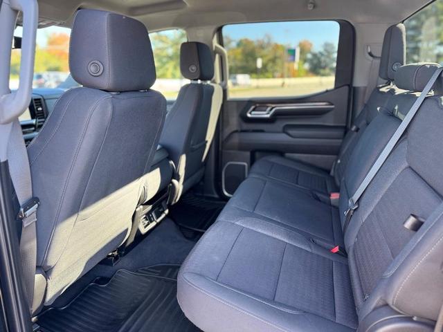 Photo of 2024 Black Chevrolet Silverado 1500