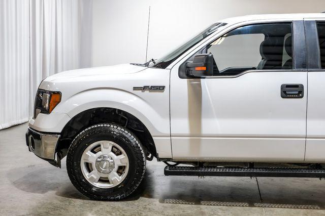 Photo of 2013 White Ford F-150