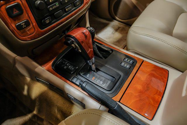 Photo of 2000 - Lexus LX 470