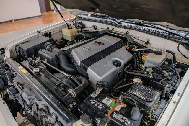 Photo of 2000 - Lexus LX 470