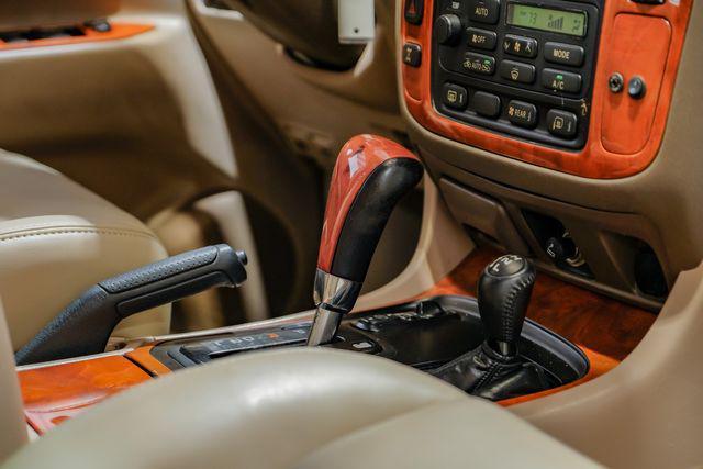 Photo of 2000 - Lexus LX 470