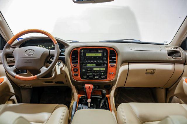 Photo of 2000 - Lexus LX 470