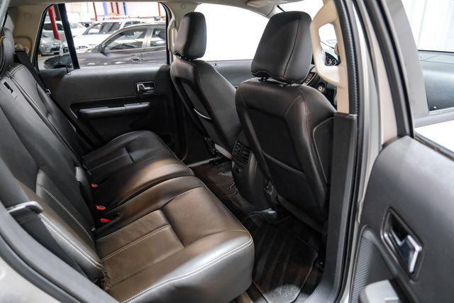 Photo of 2010 Silver Ford Edge