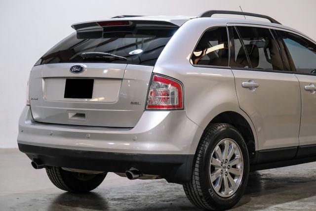 Photo of 2010 Silver Ford Edge