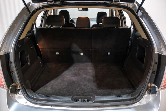 Photo of 2010 Silver Ford Edge