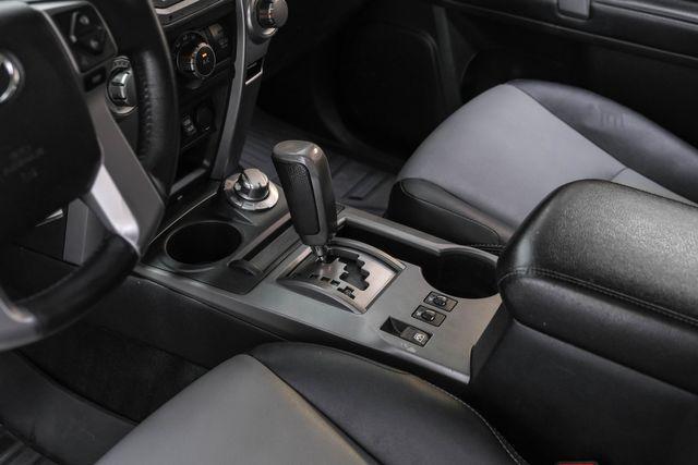 Photo of 2016 Gray Toyota 4Runner