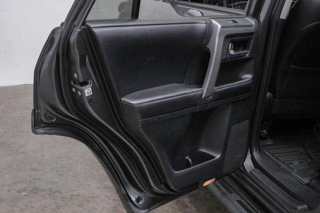 Photo of 2016 Gray Toyota 4Runner
