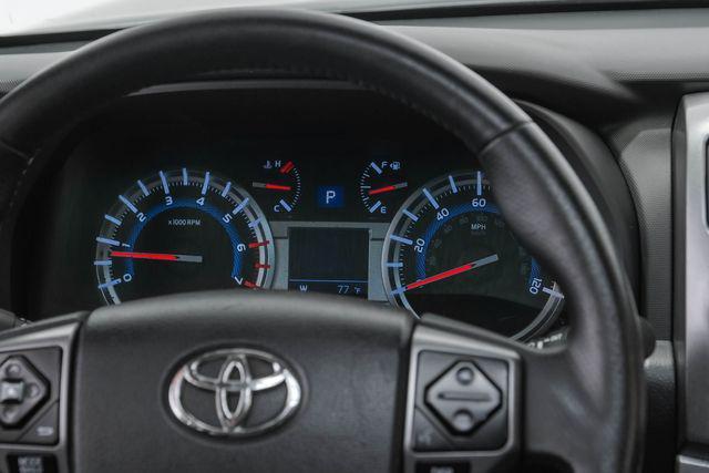 Photo of 2016 Gray Toyota 4Runner