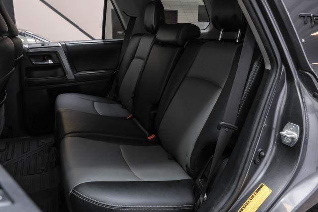 Photo of 2016 Gray Toyota 4Runner