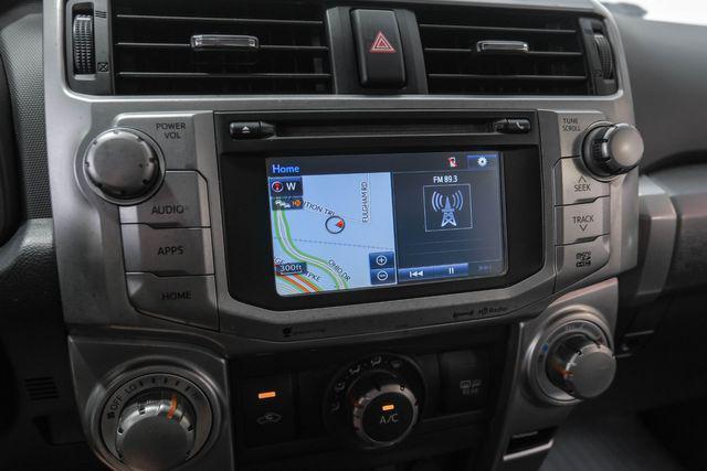 Photo of 2016 Gray Toyota 4Runner