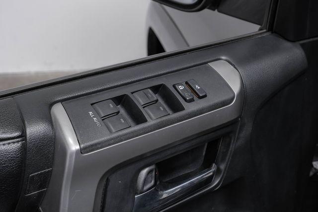 Photo of 2016 Gray Toyota 4Runner