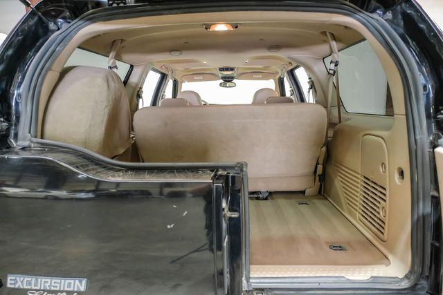 Photo of 2001 Black Ford Excursion