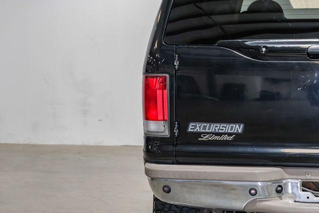 Photo of 2001 Black Ford Excursion