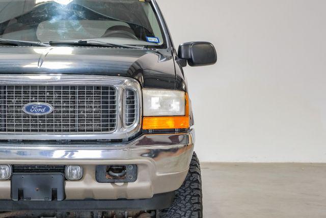 Photo of 2001 Black Ford Excursion