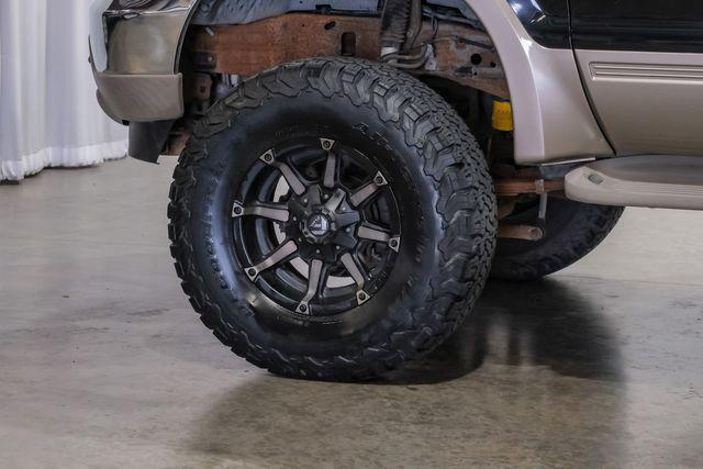 Photo of 2001 Black Ford Excursion