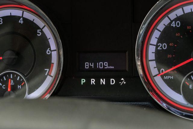Photo of 2012 White Dodge Grand Caravan