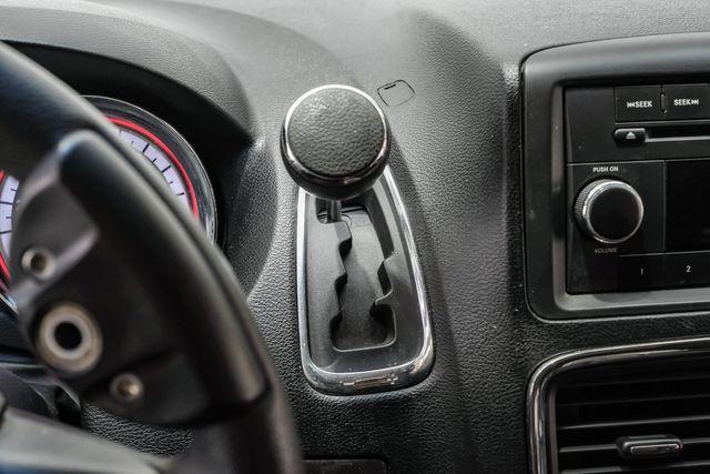 Photo of 2012 White Dodge Grand Caravan
