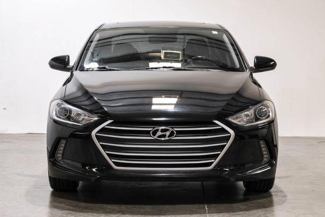 Photo of 2018 Black Hyundai ELANTRA