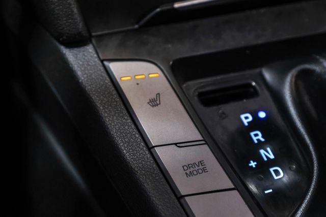 Photo of 2018 Black Hyundai ELANTRA